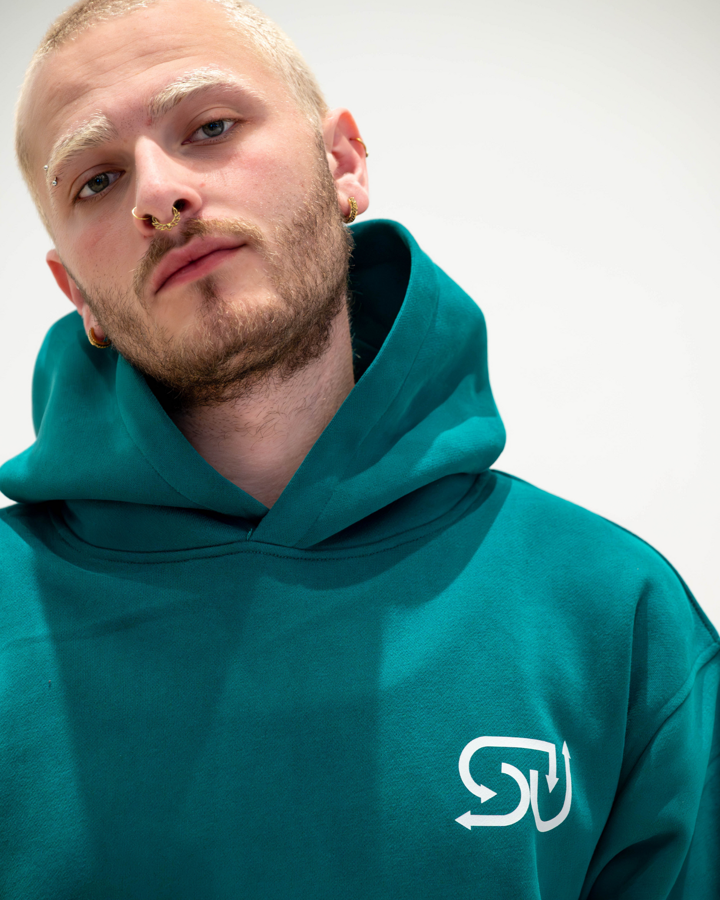 EMBRACE HOODIE - GREEN