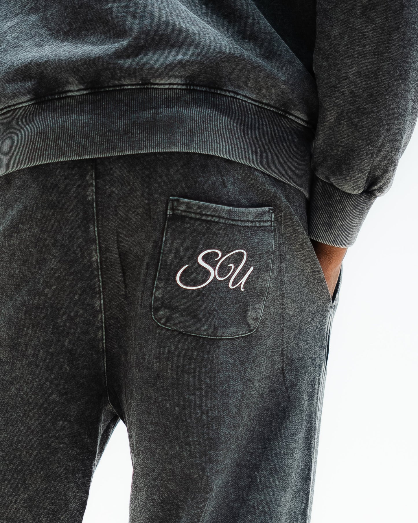 EMBRACE DISCOMFORT - PANTS - ACID WASH BLACK