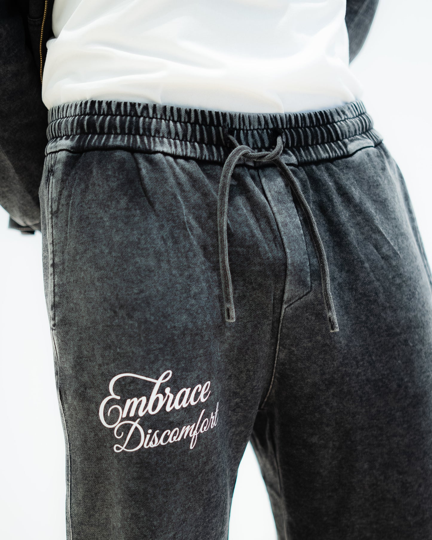 EMBRACE DISCOMFORT - TRACKSUIT - ACID WASH BLACK