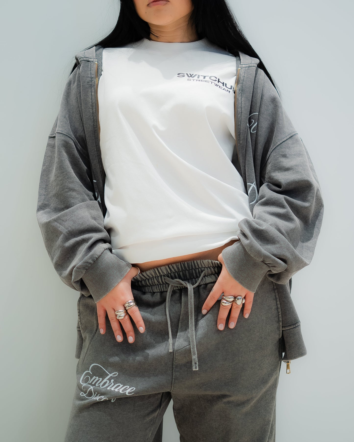 EMBRACE DISCOMFORT PANTS - GREY