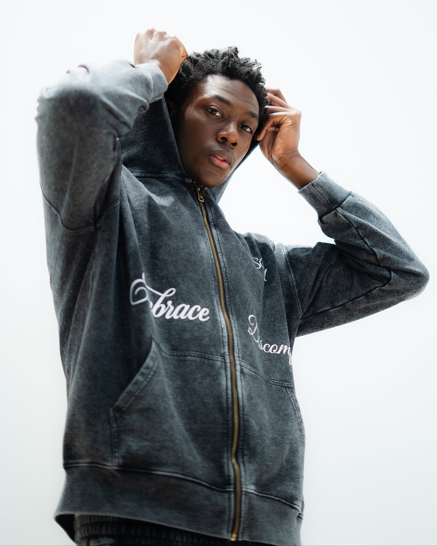 EMBRACE DISCOMFORT JACKET - BLACK